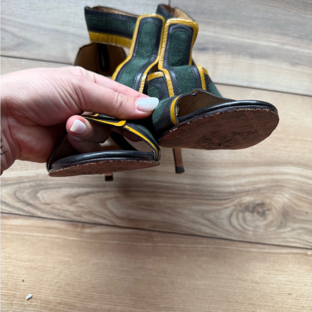 L.A.M.B. Noel Heels - Picture 6 of 11
